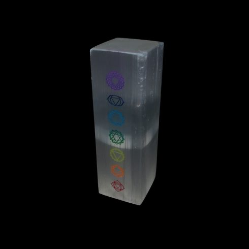 Szelenit hasáb lámpa, Csakra szimbólumokkal gravírozva