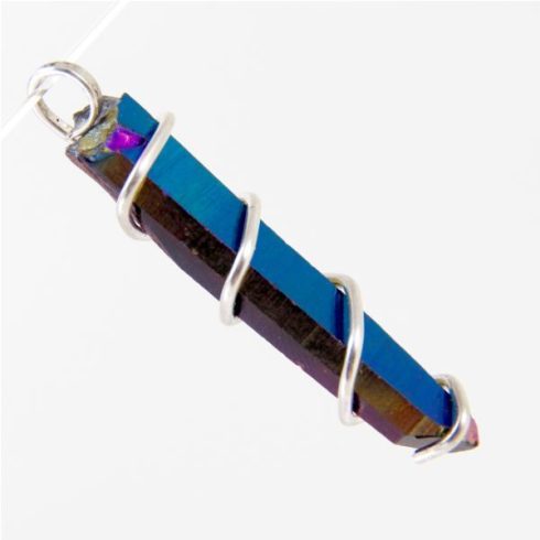 Egyedi készítésű szivárványaura kvarc medál