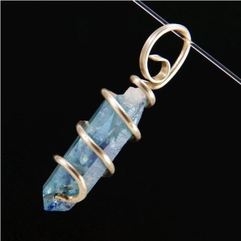 Egyedi készítésű Indigó aurakvarc medál #18