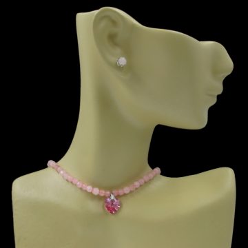 Rózsakvarc nyaklánc Swarovski kristály szív medállal