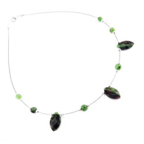 Rubin zoisit nyaklán