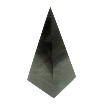 Shungit / Sungit  piramis 3x3x6cm
